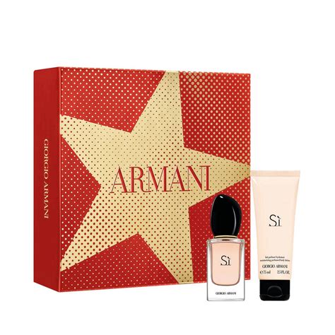 For Her Eau de Parfum Holiday Gift Set .